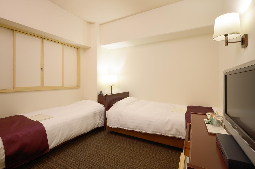Ueda Plaza Hotel Экстерьер фото